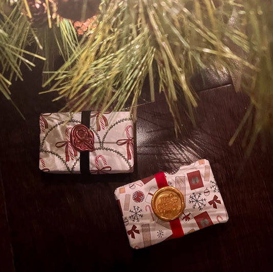 The Holiday Art & Apothecary Box